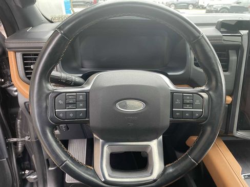 Used 2023 Ford Expedition Max Platinum image 10