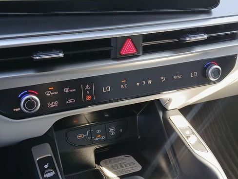 New 2026 Kia Sorento EX AWD/4WD image 19
