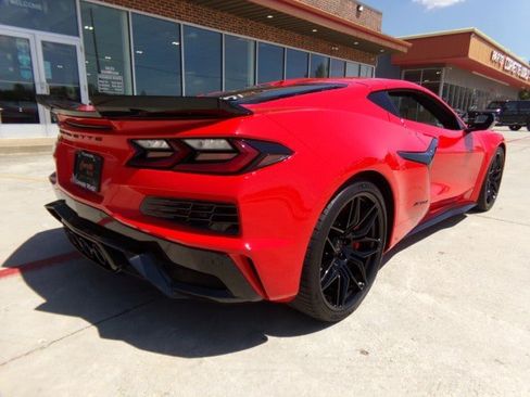 Used 2025 Chevrolet Corvette Z06 w/ Battery Protection Package RWD image 5