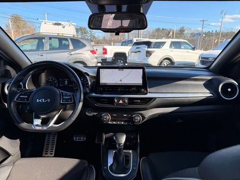 Used 2023 Kia Forte GT-Line w/ GT-Line Premium Package image 17