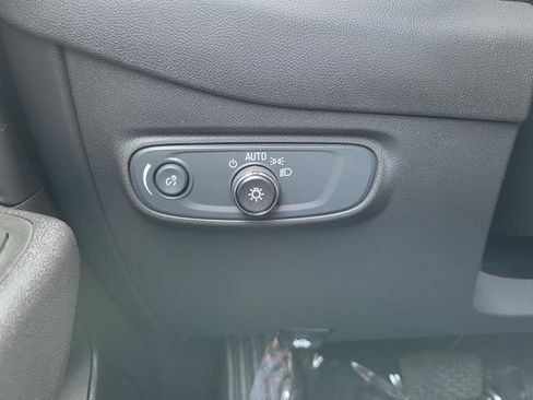 Used 2024 Chevrolet Equinox LT w/ LPO, Floor Liner Package AWD/4WD image 24