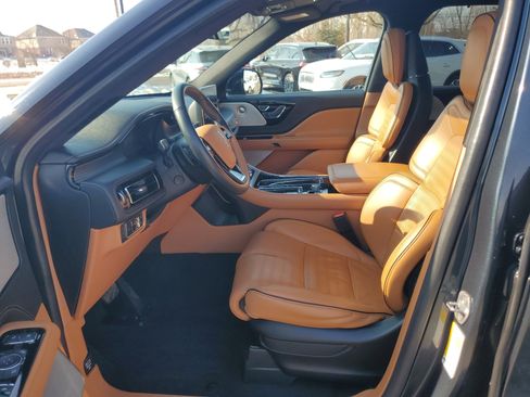 Certified 2023 Lincoln Aviator Black Label w/ Dynamic Handling Package image 12