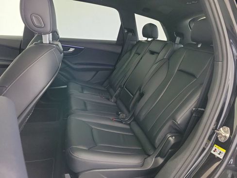 Used 2025 Audi Q7 3.0T Premium Plus AWD/4WD image 14