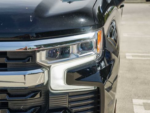 Used 2023 Chevrolet Silverado 1500 LT w/ Protection Package AWD/4WD image 5