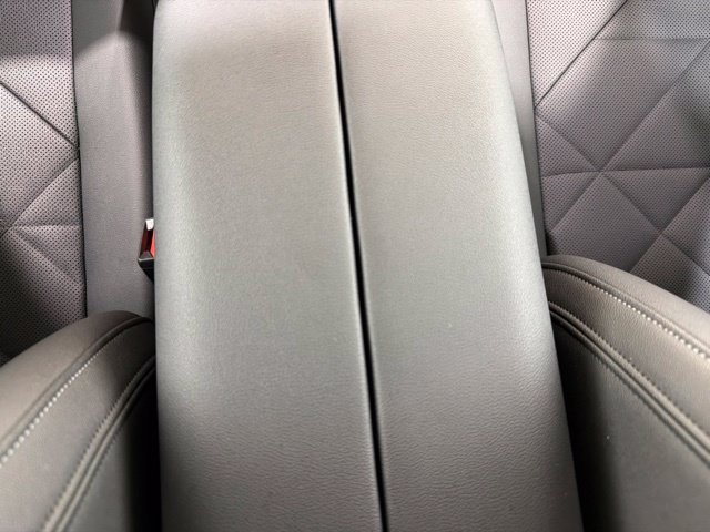 Certified 2024 BMW iX xDrive50 w/ Sport Package AWD/4WD image 39