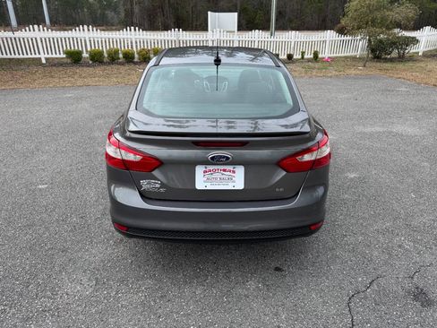 Used 2012 Ford Focus SE image 5