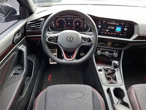 Used 2024 Volkswagen Jetta GLI 40th Anniversary Edition image 11