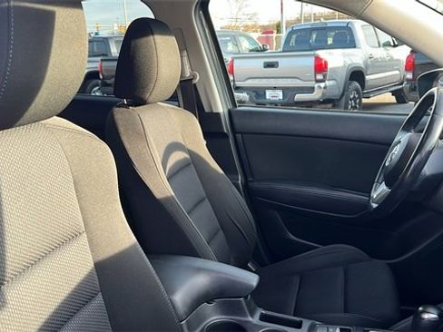 Used 2016 MAZDA CX-5 Touring image 31