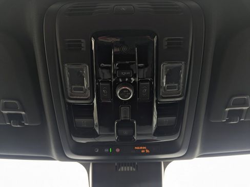 New 2026 GMC Yukon Denali w/ Advanced Technology Package image 30