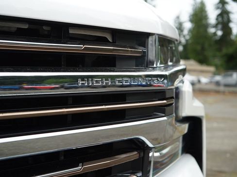 Used 2022 Chevrolet Silverado 1500 High Country AWD/4WD image 38