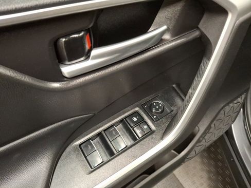 Used 2025 Toyota RAV4 XLE Premium image 14