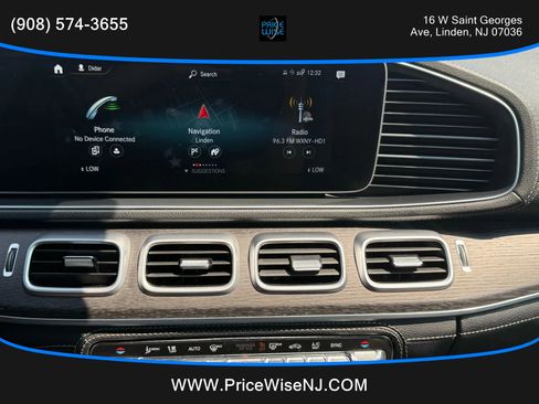 Used 2021 Mercedes-Benz GLS 450 4MATIC image 15