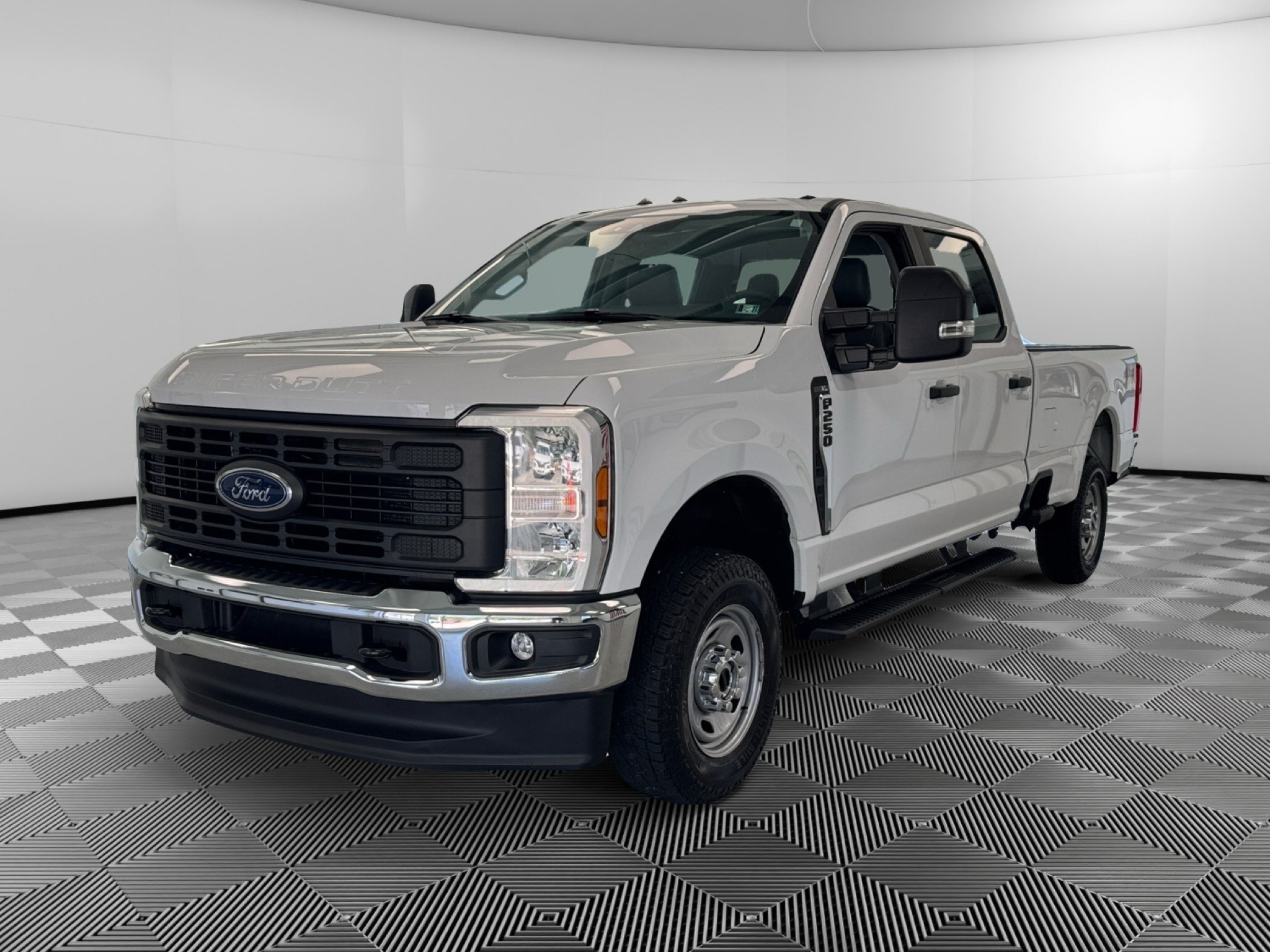 Used 2024 Ford F250 XL w/ XL Chrome Package AWD/4WD image 4