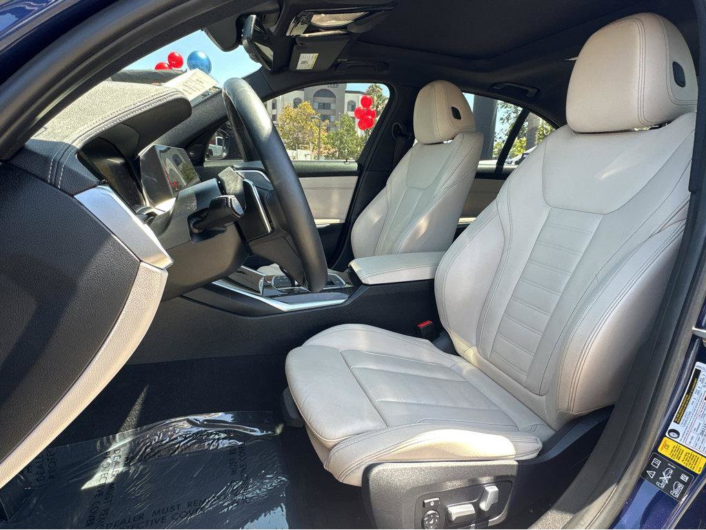 Used 2019 BMW 330i xDrive Sedan w/ Premium Package AWD/4WD image 8