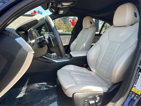 Used 2019 BMW 330i xDrive Sedan w/ Premium Package AWD/4WD image 8