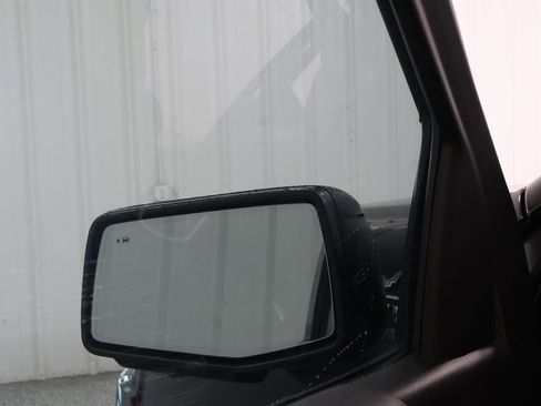 Used 2019 Chevrolet Silverado 1500 High Country image 26