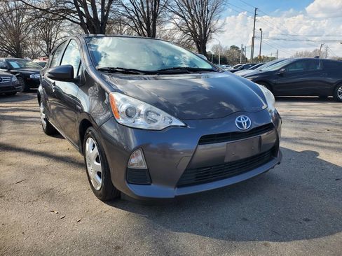 Used 2013 Toyota Prius C Two image 1