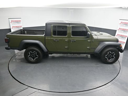 Used 2023 Jeep Gladiator Sport image 32