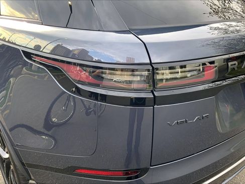 Certified 2026 Land Rover Range Rover Velar Dynamic SE AWD/4WD image 28