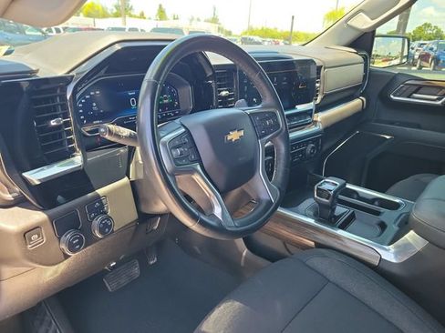 Used 2024 Chevrolet Silverado 1500 LT RWD image 19