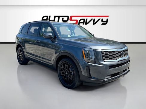 Used 2022 Kia Telluride SX w/ Nightfall Edition Package AWD/4WD image 1