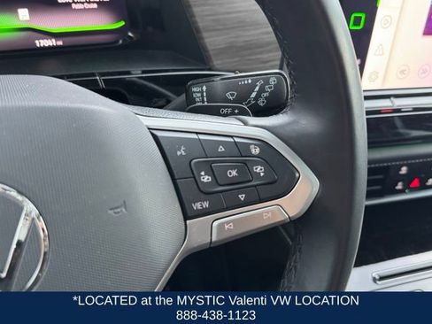 Used 2024 Volkswagen Atlas SEL Premium R-Line AWD/4WD image 46