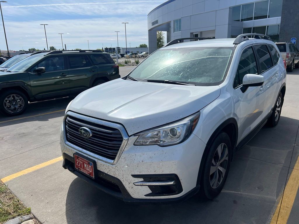 Used 2019 Subaru Ascent Premium w/ Popular Package #2 AWD/4WD image 2