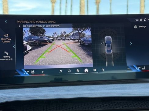 New 2026 BMW 330i Sedan w/ Premium Package image 25