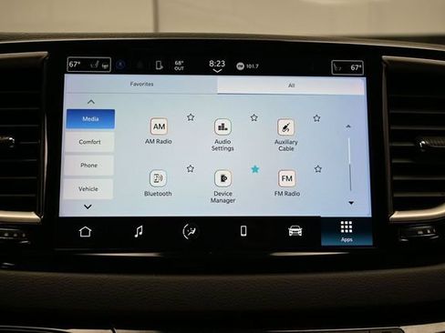 Certified 2023 Chrysler Pacifica Touring-L FWD image 40
