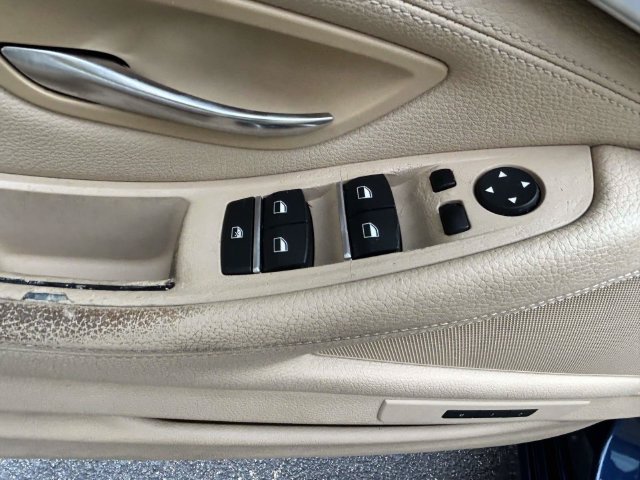Used 2013 BMW 528i xDrive Sedan AWD/4WD image 21
