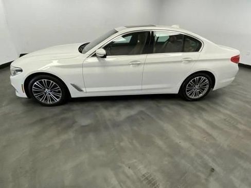 Used 2017 BMW 540i xDrive AWD/4WD image 2