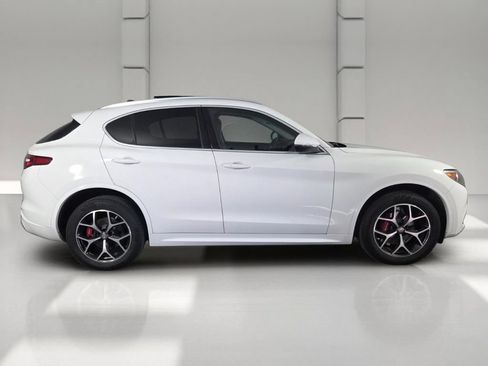 Used 2021 Alfa Romeo Stelvio Ti w/ Active Assist 2 Package TI AWD/4WD image 4