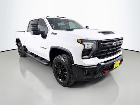 Used 2025 Chevrolet Silverado 2500 LTZ w/ Trail Boss Package AWD/4WD image 4