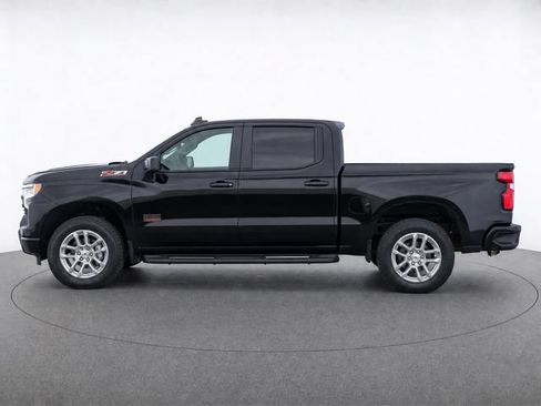 Used 2023 Chevrolet Silverado 1500 RST w/ Z71 Off-Road Package AWD/4WD image 13
