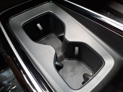 Certified 2023 Volkswagen ID.4 Pro S Plus RWD image 32