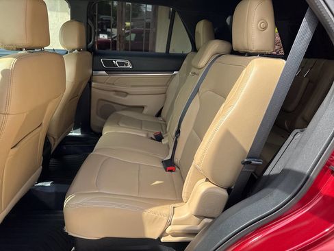 Used 2017 Ford Explorer Limited AWD/4WD image 11