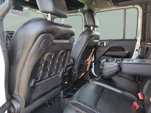 Used 2021 Jeep Wrangler Unlimited Rubicon AWD/4WD image 5
