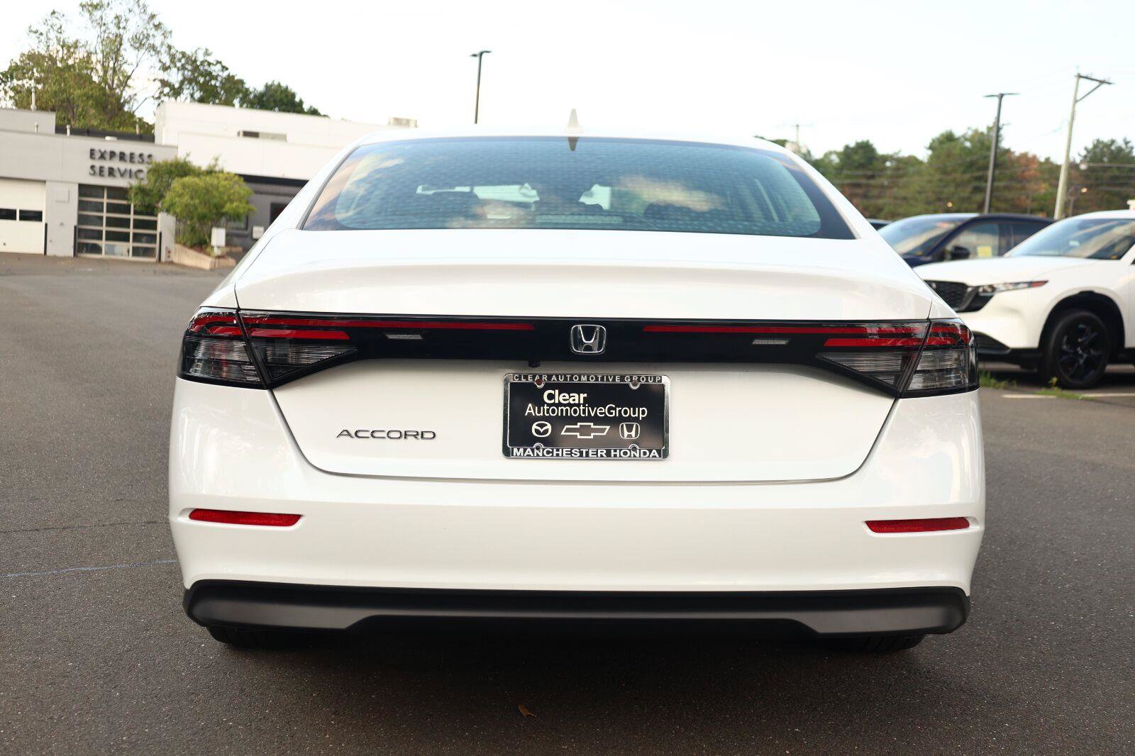 Used 2024 Honda Accord EX image 7