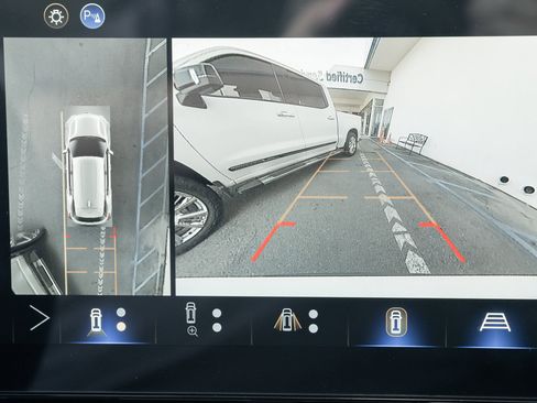 New 2026 Chevrolet Equinox LT w/ Safety and Technology Package image 26