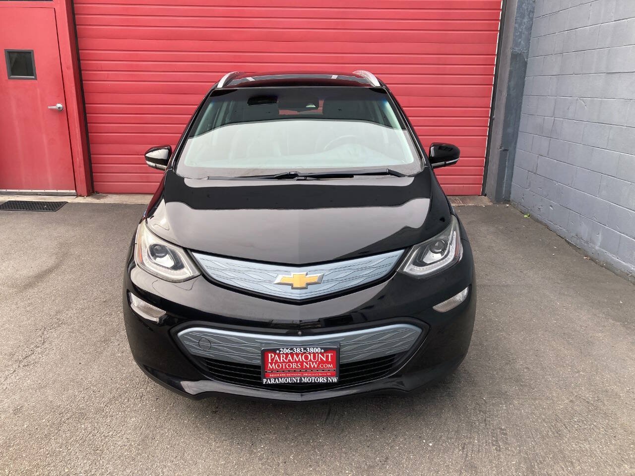 Used 2017 Chevrolet Bolt Premier w/ Driver Confidence II Package FWD image 8
