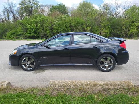 Used 2009 Pontiac G6 GXP w/ Sun And Sound Plus Package FWD image 3