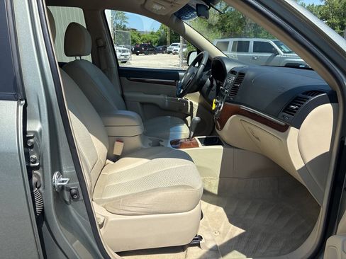 Used 2009 Hyundai Santa Fe GLS FWD image 29