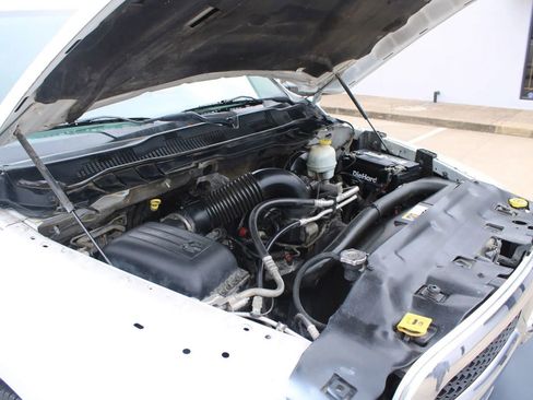 Used 2015 RAM 1500 Tradesman w/ Power & Remote Entry Group image 12