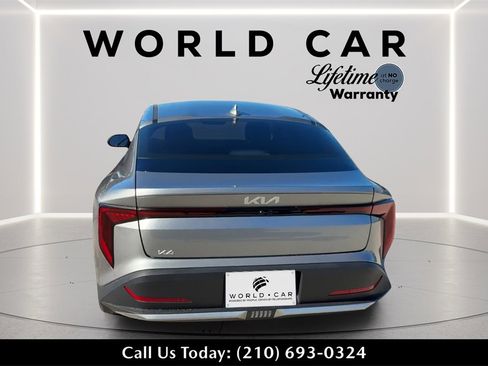 New 2026 Kia K4 LXS image 4