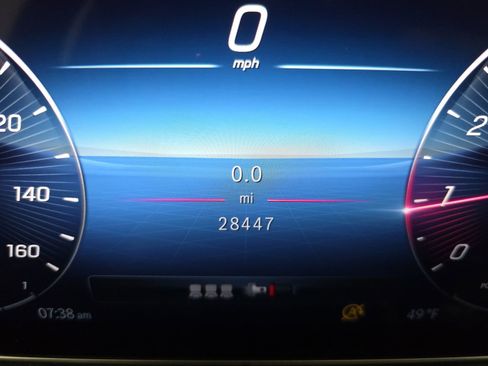 Used 2023 Mercedes-Benz C 300 Sedan image 8