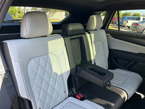 New 2026 Volkswagen Atlas Cross Sport SEL Premium R-Line image 51