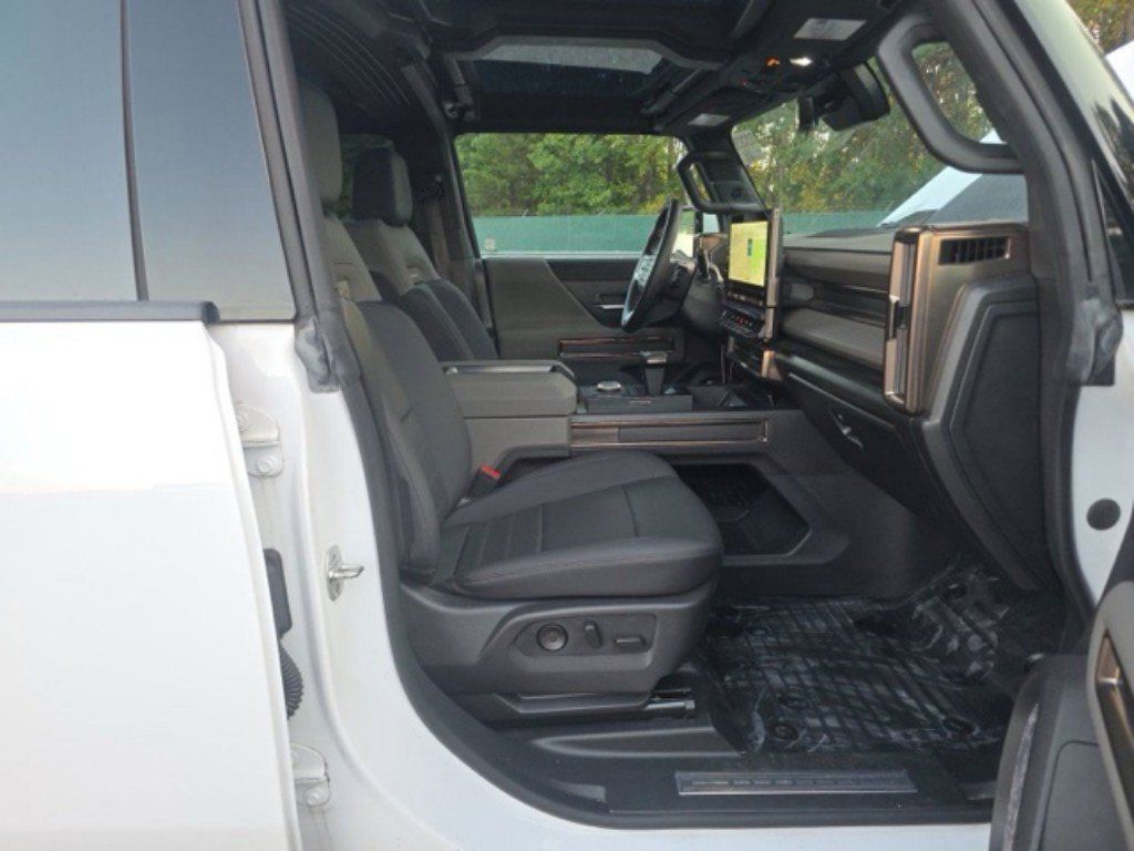 Used 2025 GMC Hummer EV 3X AWD/4WD image 10