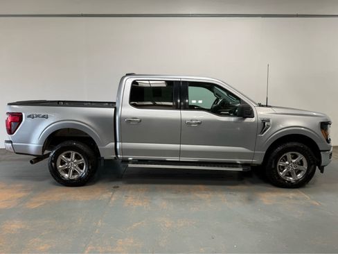 Used 2025 Ford F150 XLT w/ Equipment Group 301A Standard AWD/4WD image 6