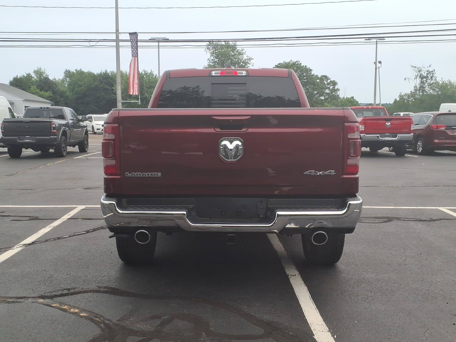 Used 2023 RAM 1500 Laramie AWD/4WD image 4