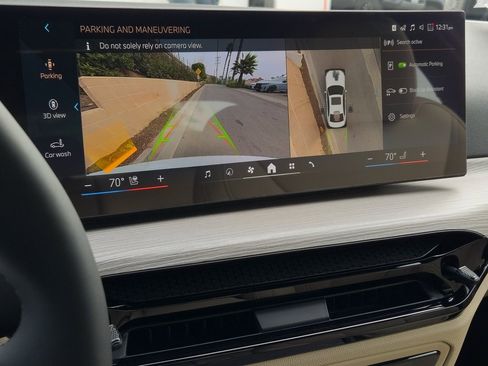 New 2026 BMW 330i Sedan w/ Convenience Package image 14